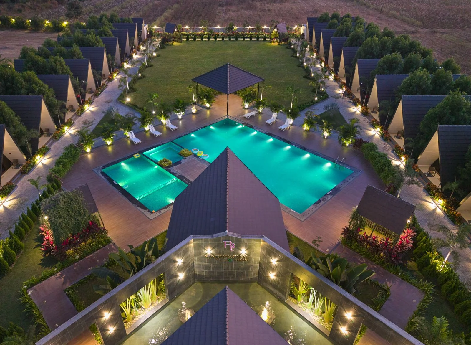 Villa Euphoria Resort