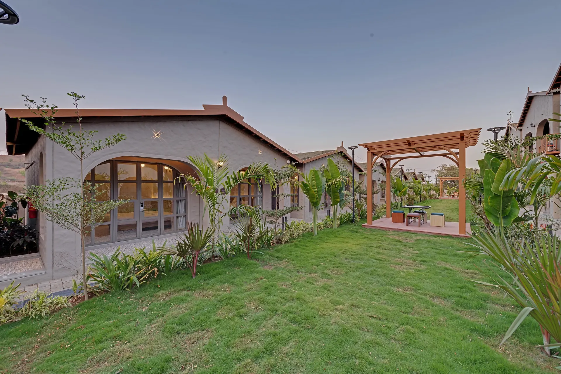 Villa Euphoria Resort near Statue of Unity, Kevadia